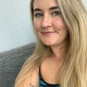 Meet your Posher, Briana